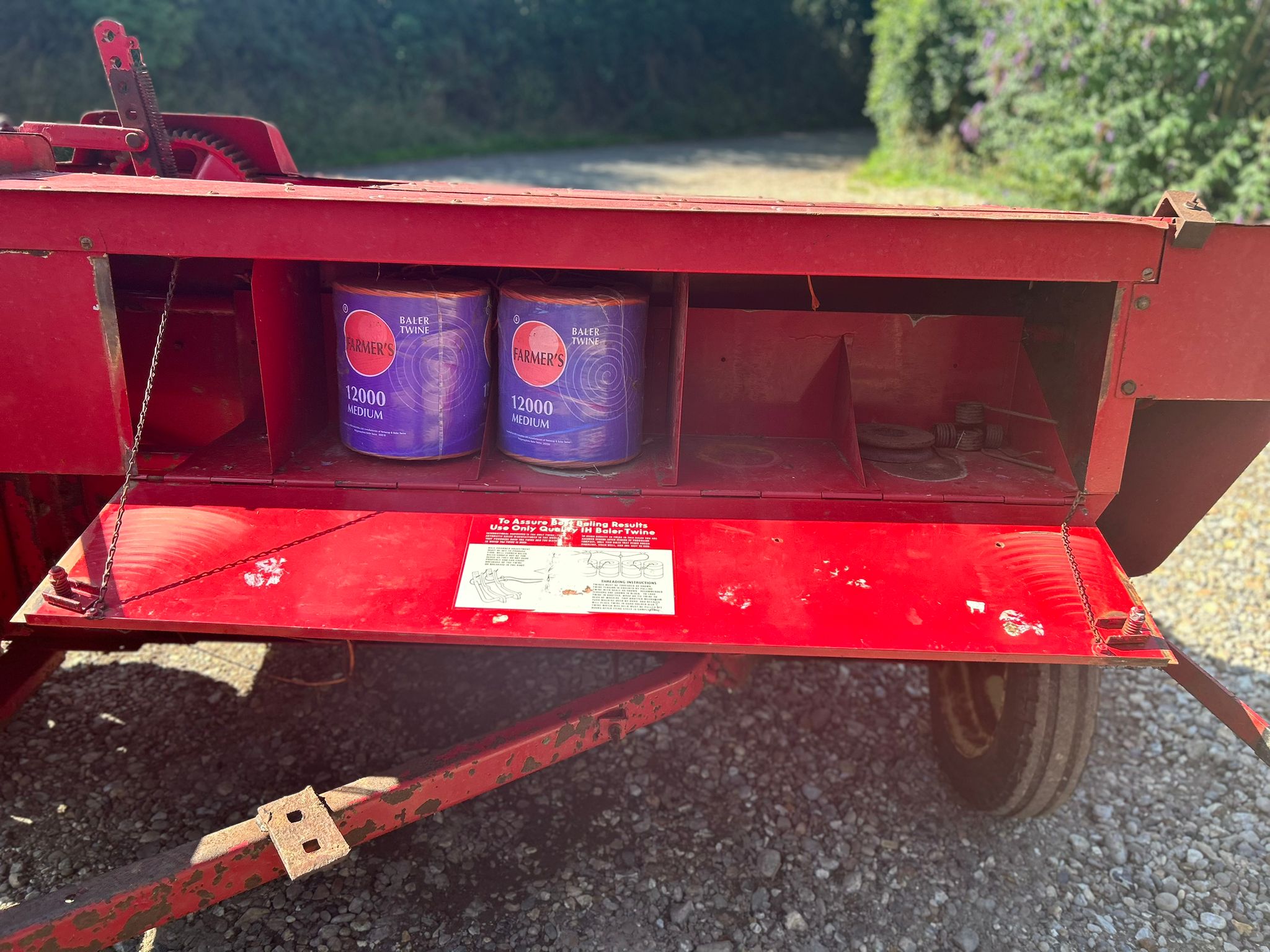 Used International 440 Conventional Baler