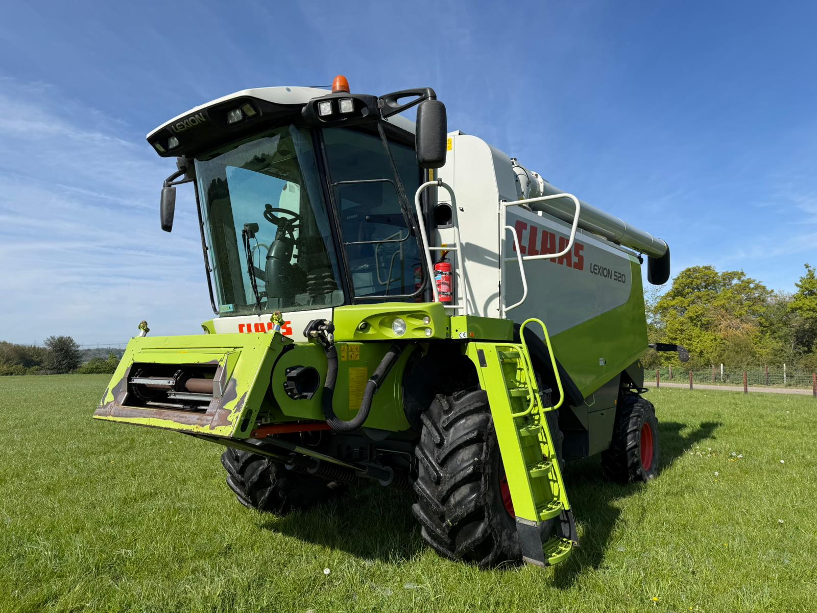 Used Claas Lexion 520 Combine Harvester
