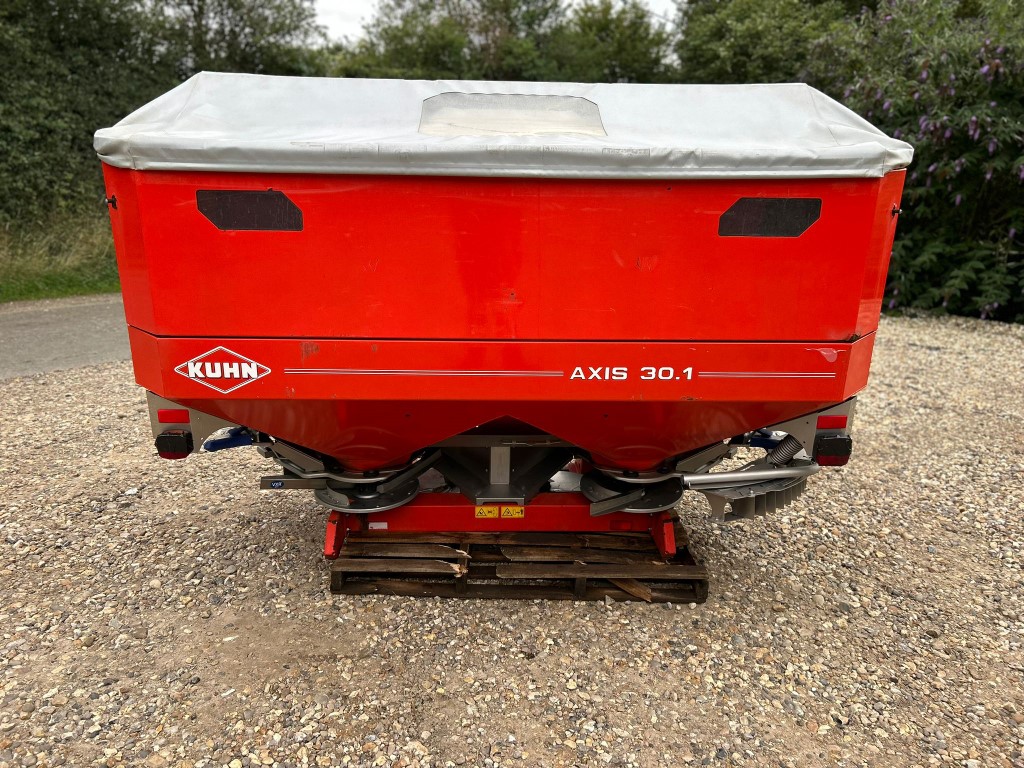 Used Kuhn Axis 30.1 Fertiliser Spreader