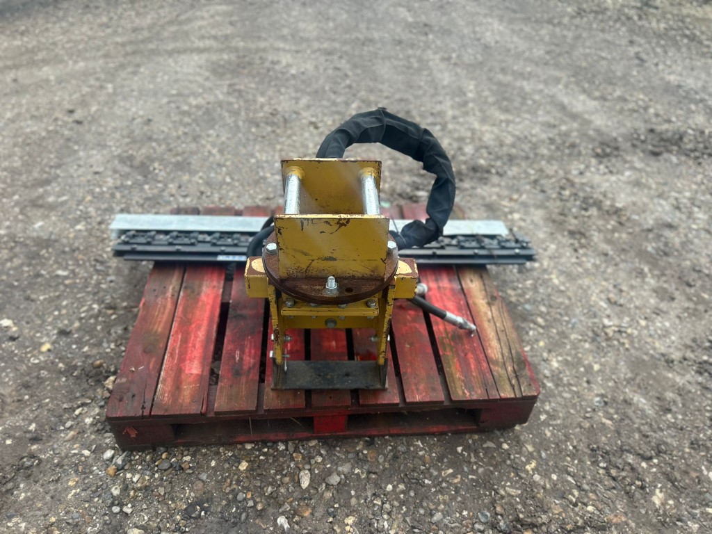 Used Spearhead Fingerbar Hedge Cutter