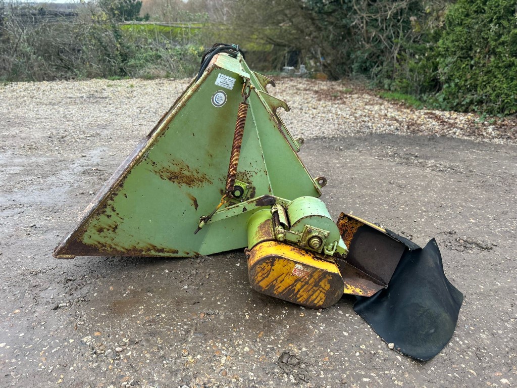 Used KW Root Chopper Bucket