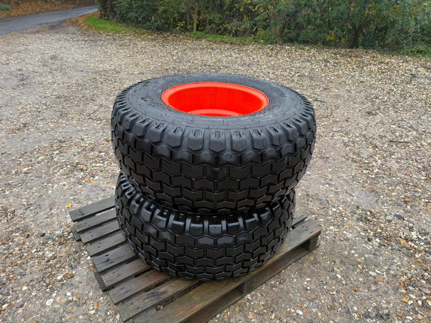 Used Pair 15.0/70-18 Wheels and Tyres
