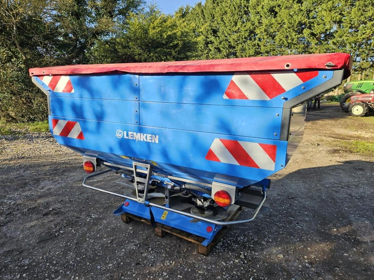 Used Lemken Tauri 12 Fertiliser Spreader