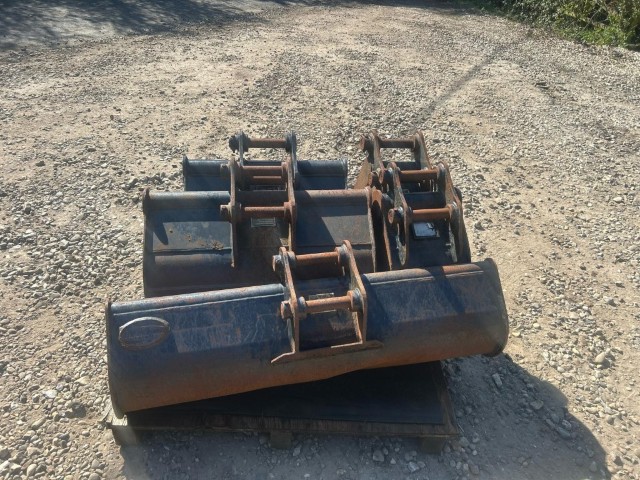 Used Digger Buckets