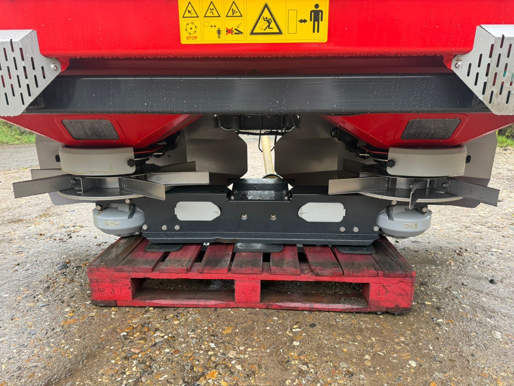 Used Kverneland Exacta-TL Fertiliser Spreader