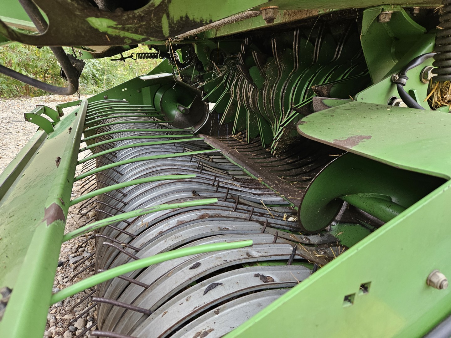 Used Krone V150XC Round Baler