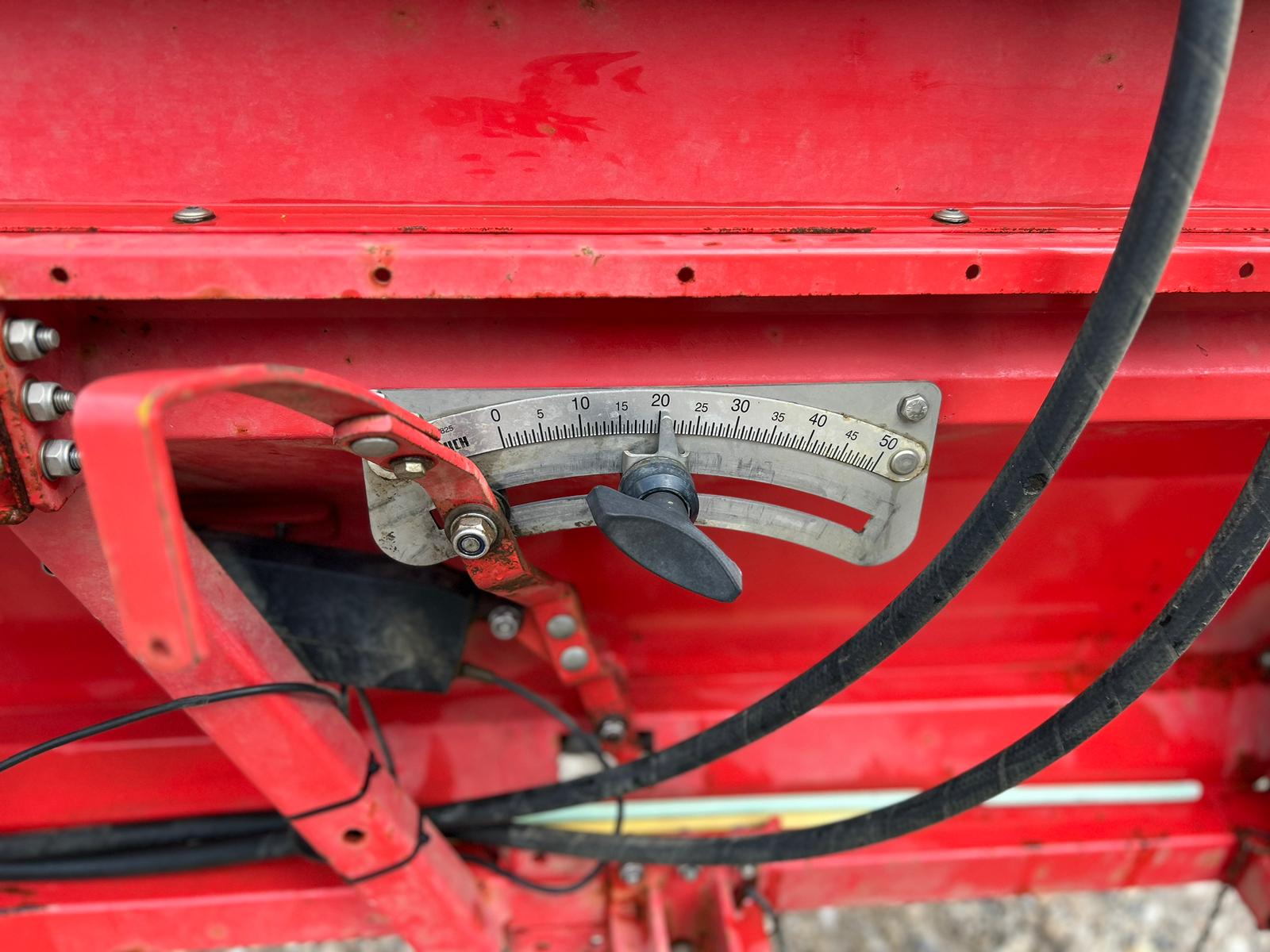 Used Kuhn UKS 190 Fertiliser Spreader