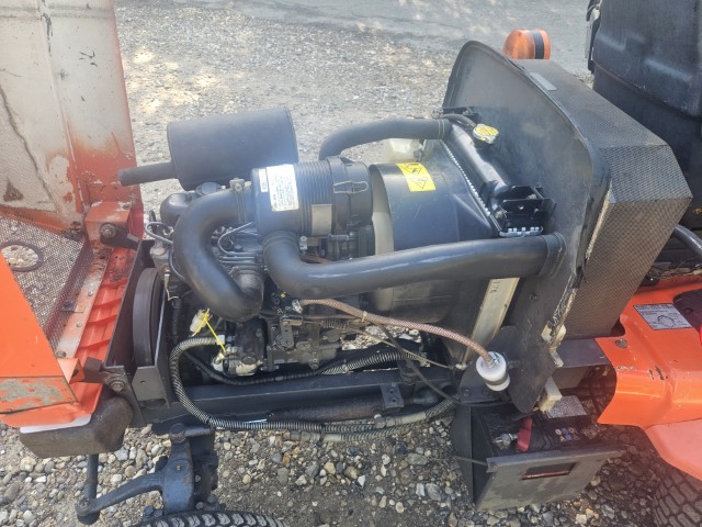 Used Kubota F2560 Ride On Mower