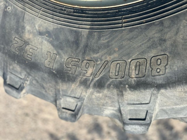 Used Alliance 800/65 R32 Flotation Tyres