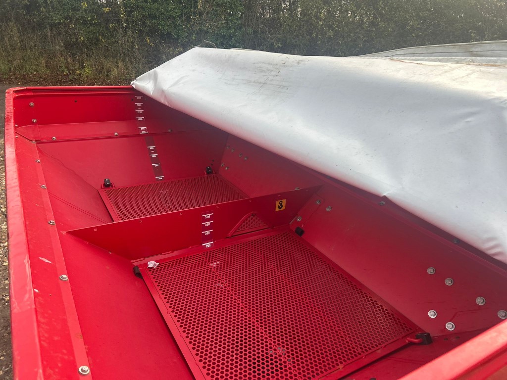 Used Teagle Centerliner SX3000 G3 Fertiliser Spreader