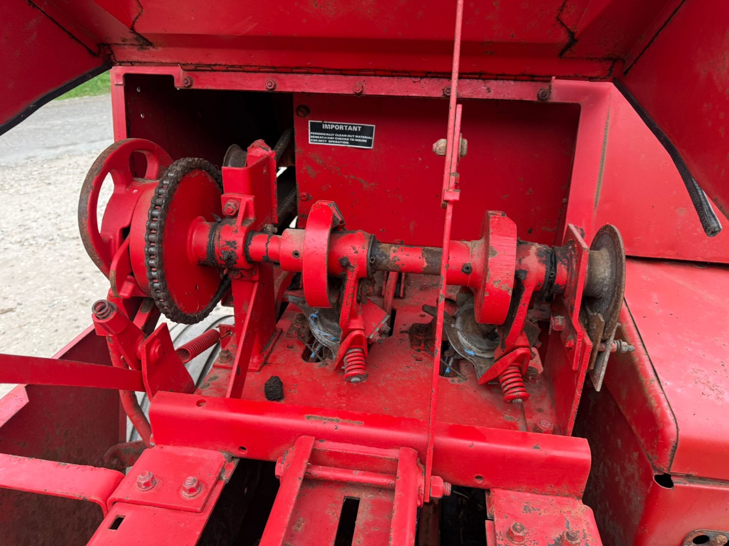 Used Massey Ferguson 124 Conventional Baler