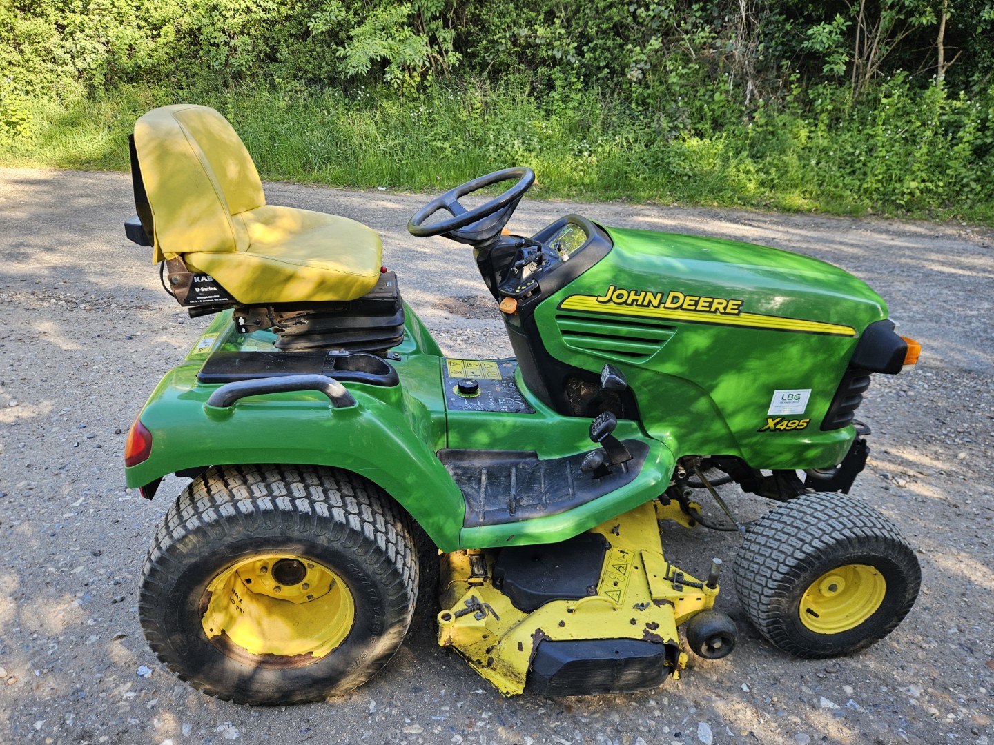 Used John Deere X495 Ride On Mower