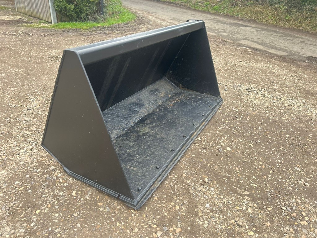 Used CAT Telehandler Bucket