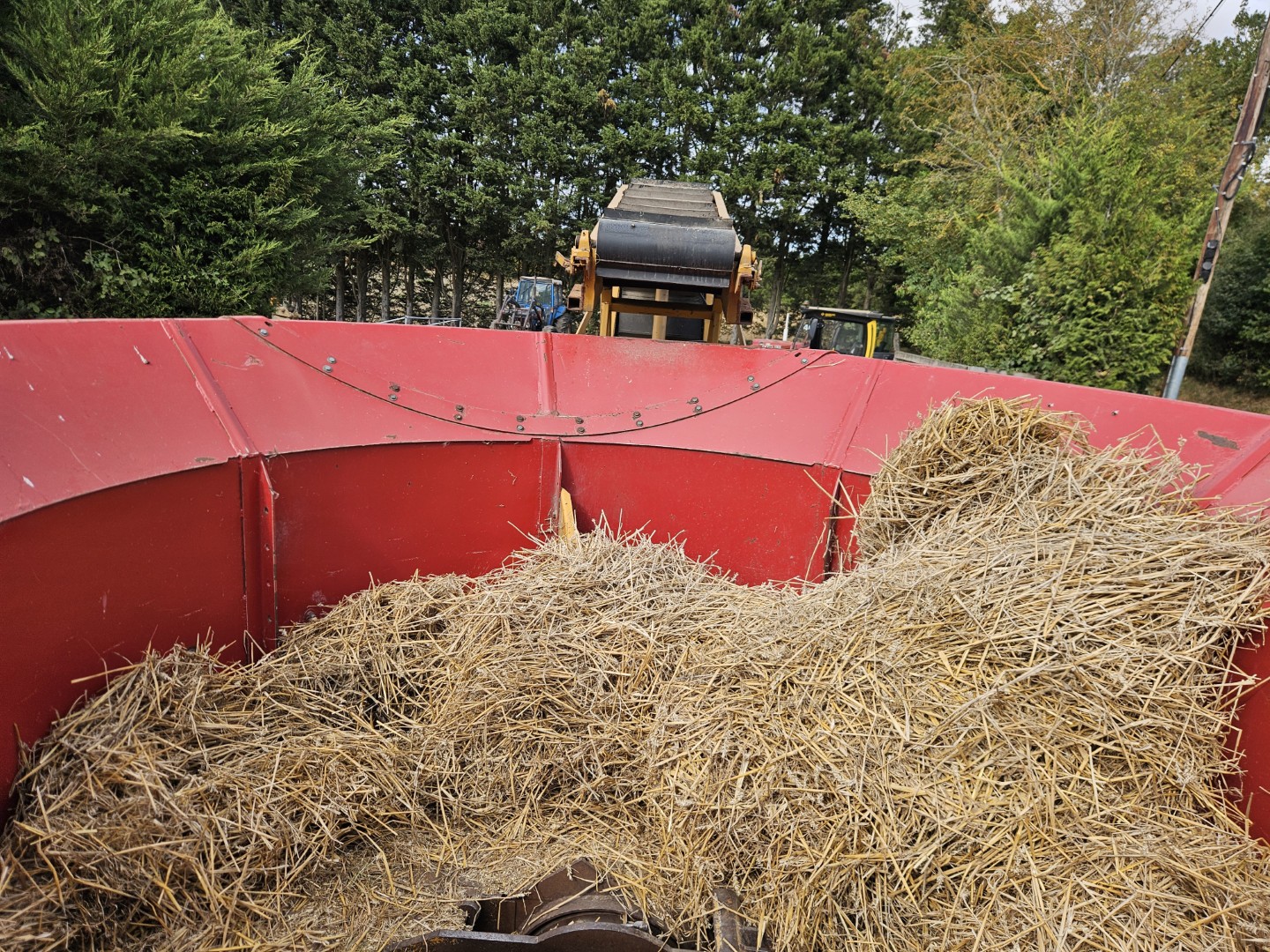 Used Haybuster H-1000 Tub Grinder