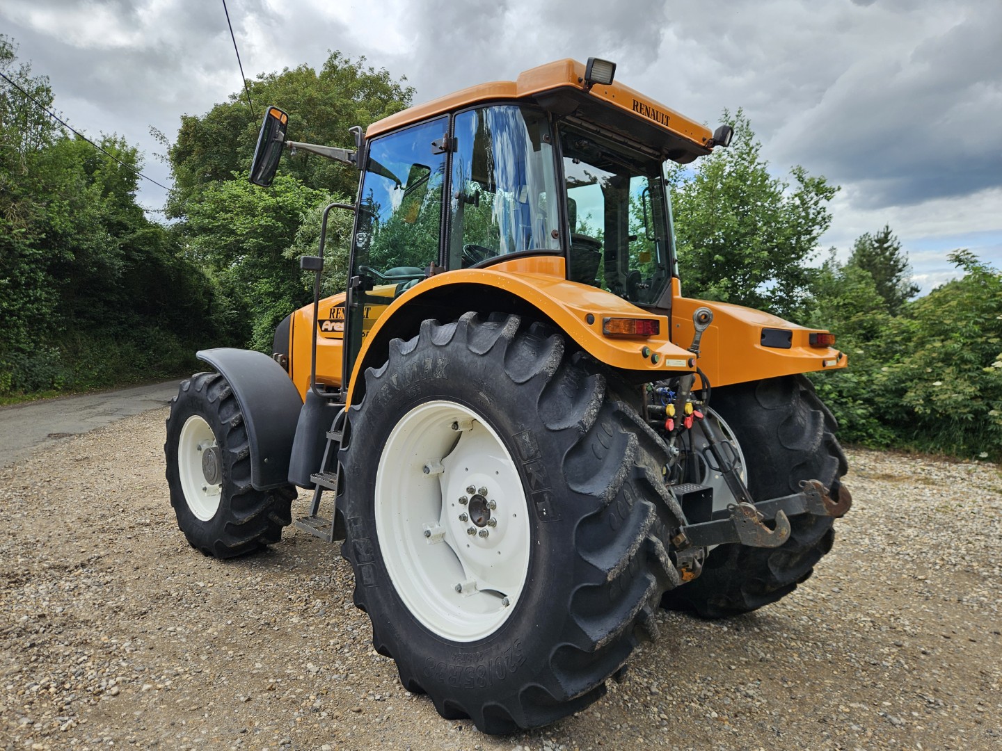 Used Renault Ares 696RZ 4wd Tractor
