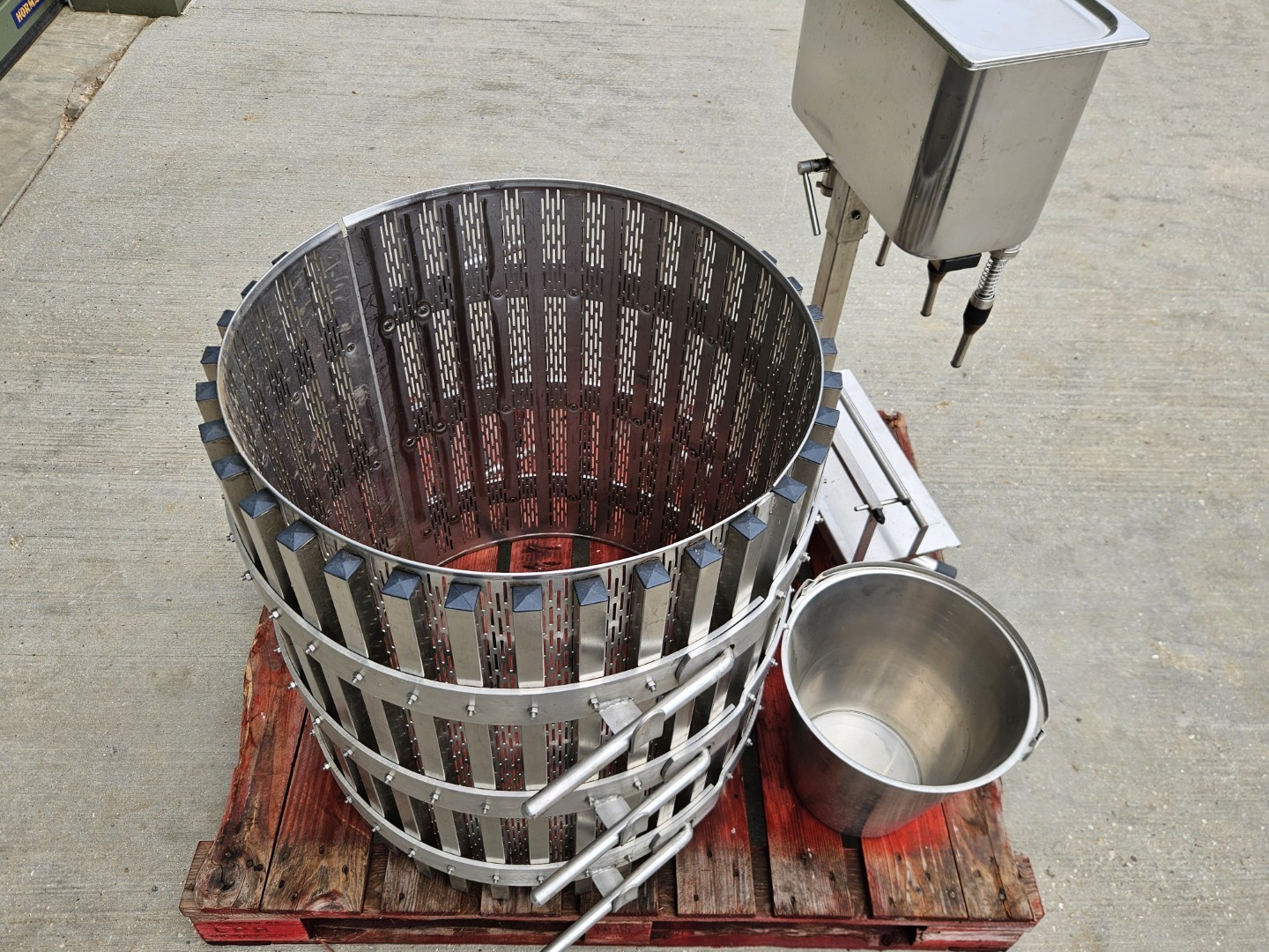 Used Cider/Juicing Bottling Equipment