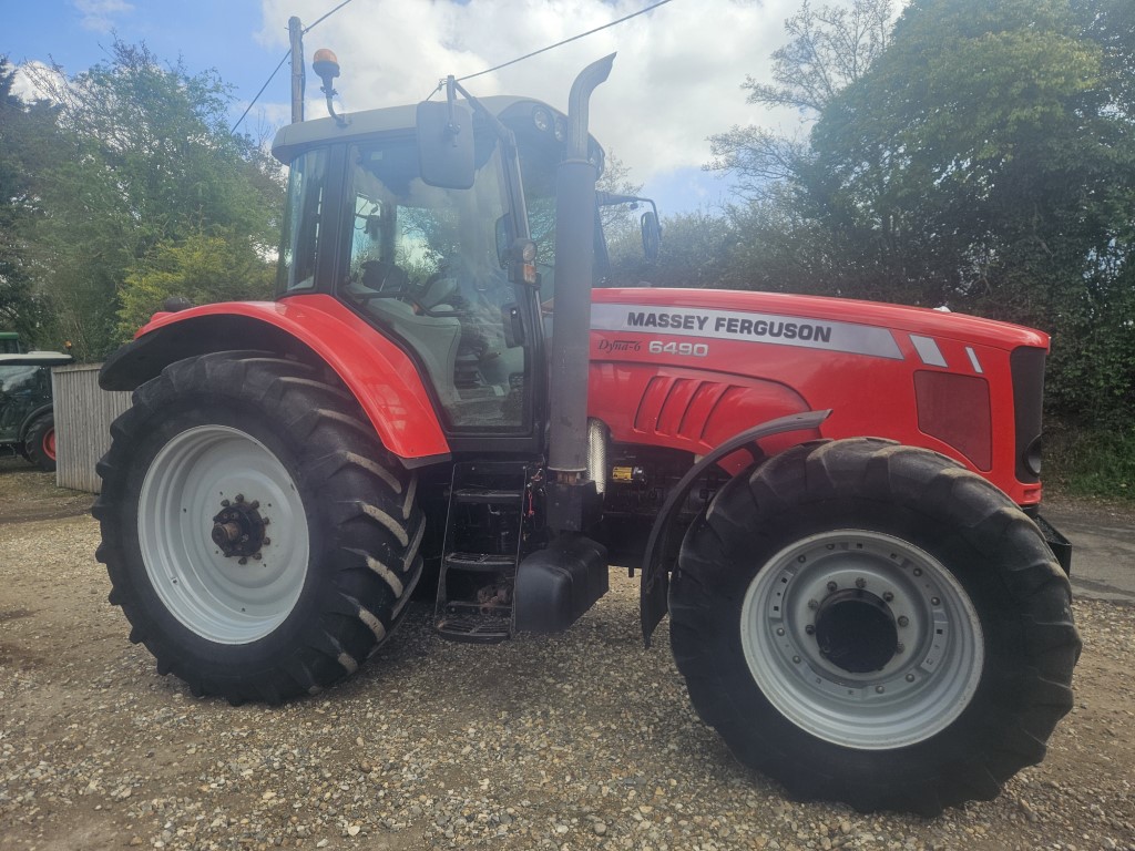 Used Massey Ferguson 6490 Dyna 6 4wd Tractor