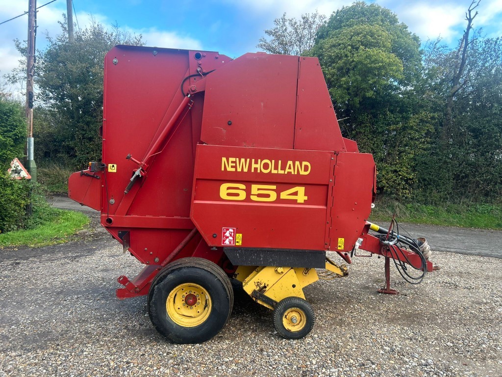Used New Holland 654 Round Baler