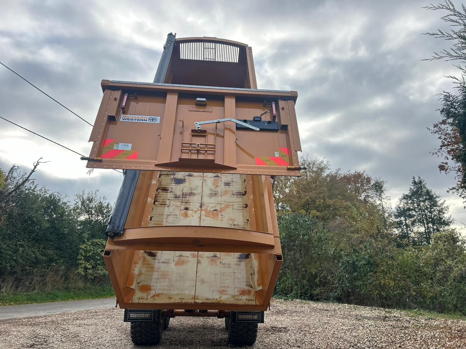 Used Richard Western SF16HS Plus Trailer