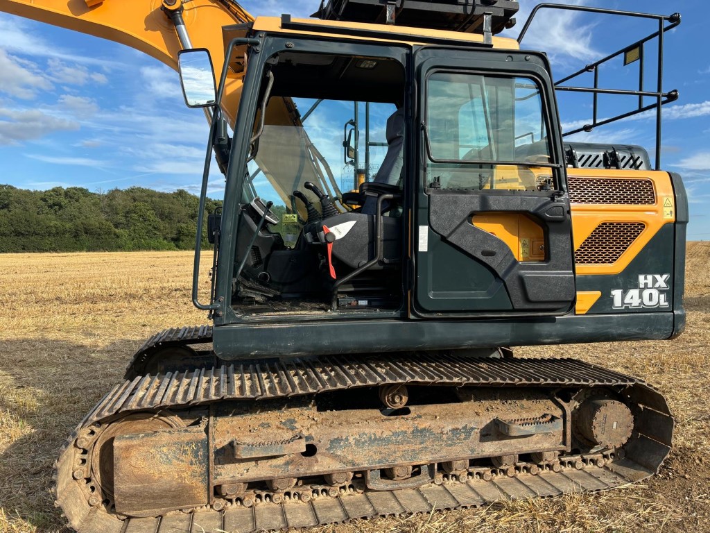 Used Hyundai HX140L Excavator