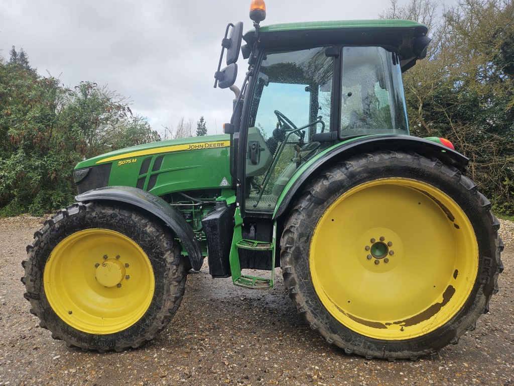 Used John Deere 5075M 4wd Tractor