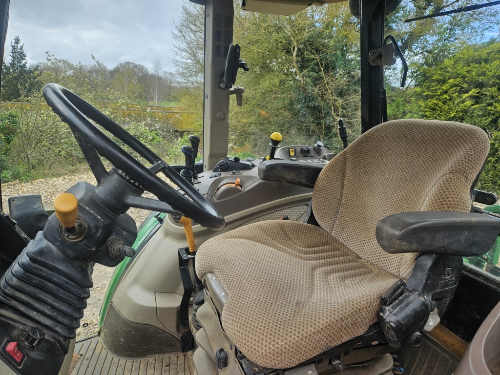 Used John Deere 5075M 4wd Tractor