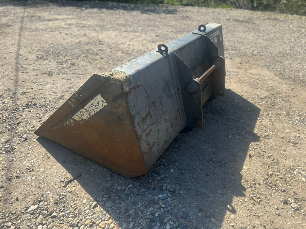 Used Cherry Products Dirt Bucket