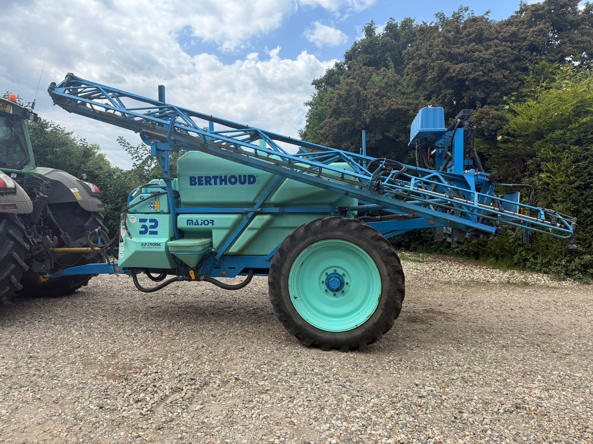 Used Berthoud Major 32 DP Tronic Evolution Sprayer