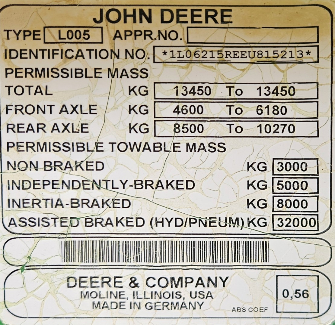 Used John Deere 6215R 4wd Tractor