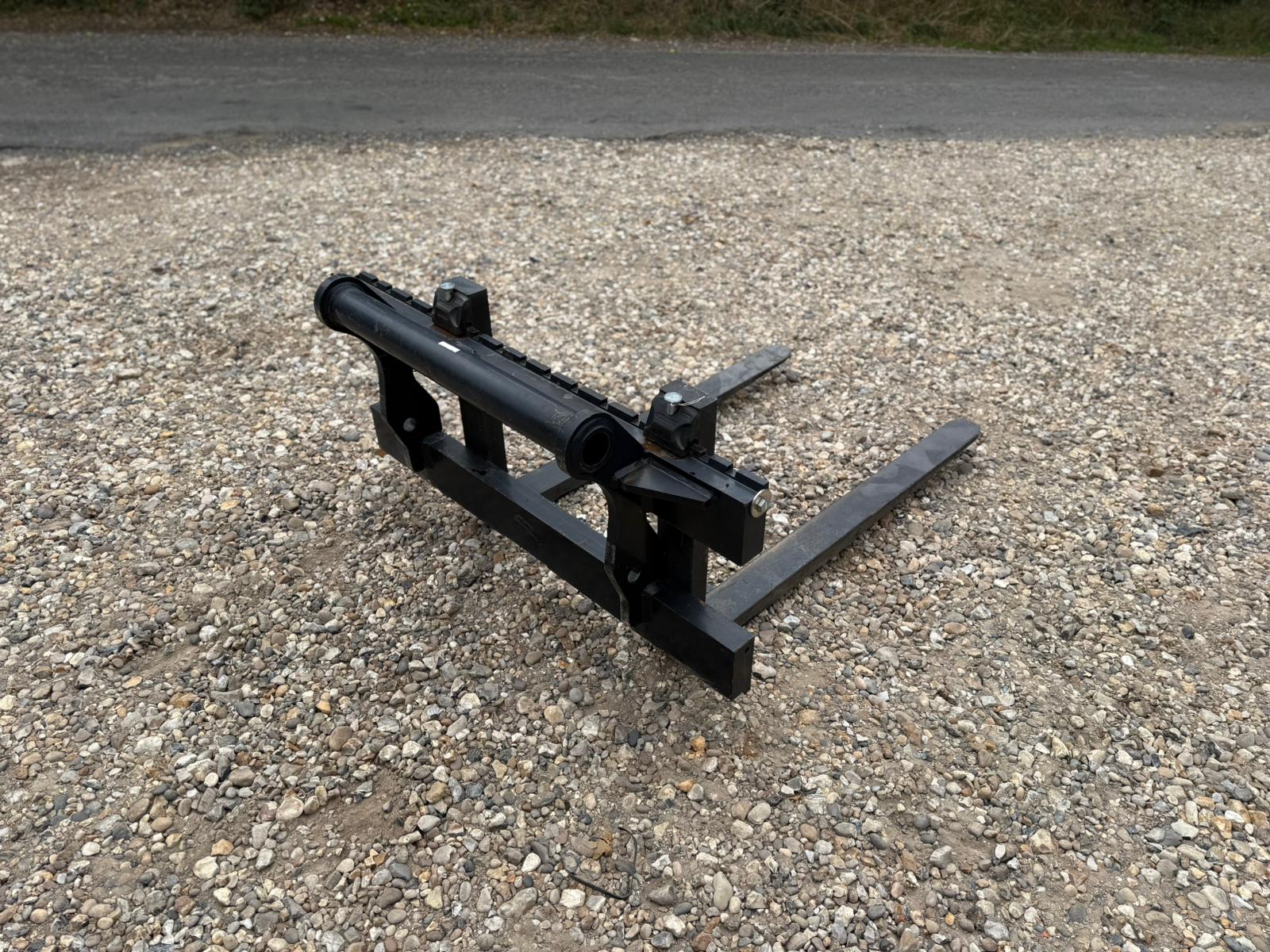 Used Manitou Pallet Tines