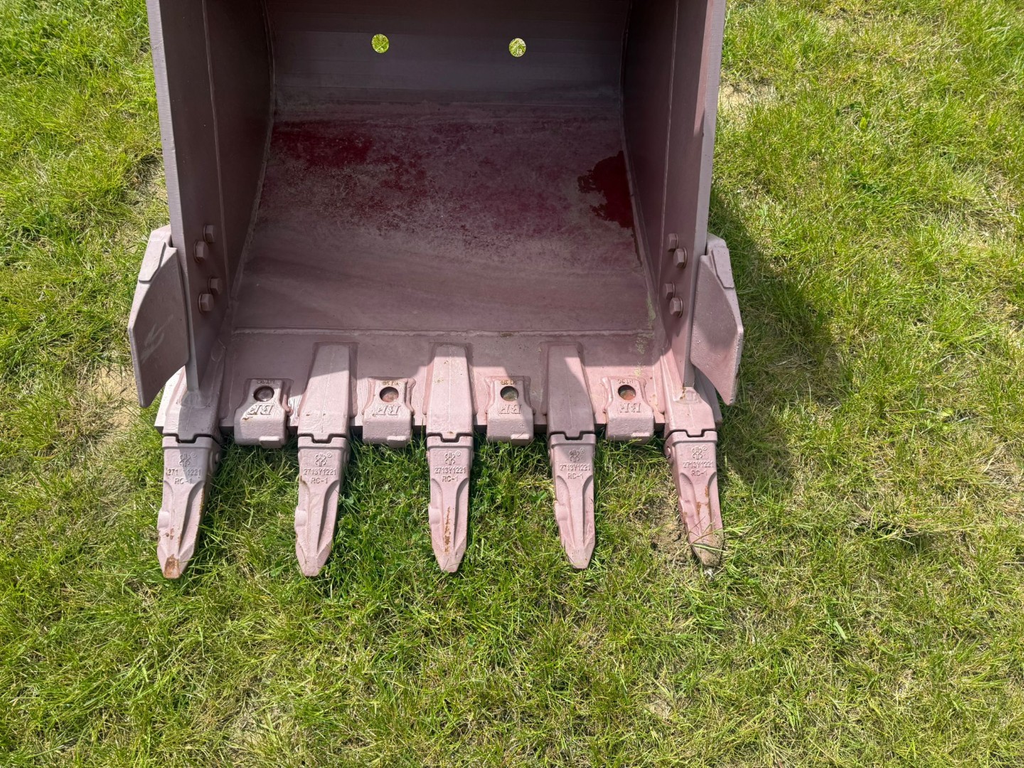 Used DCE CAT315 Excavator Bucket