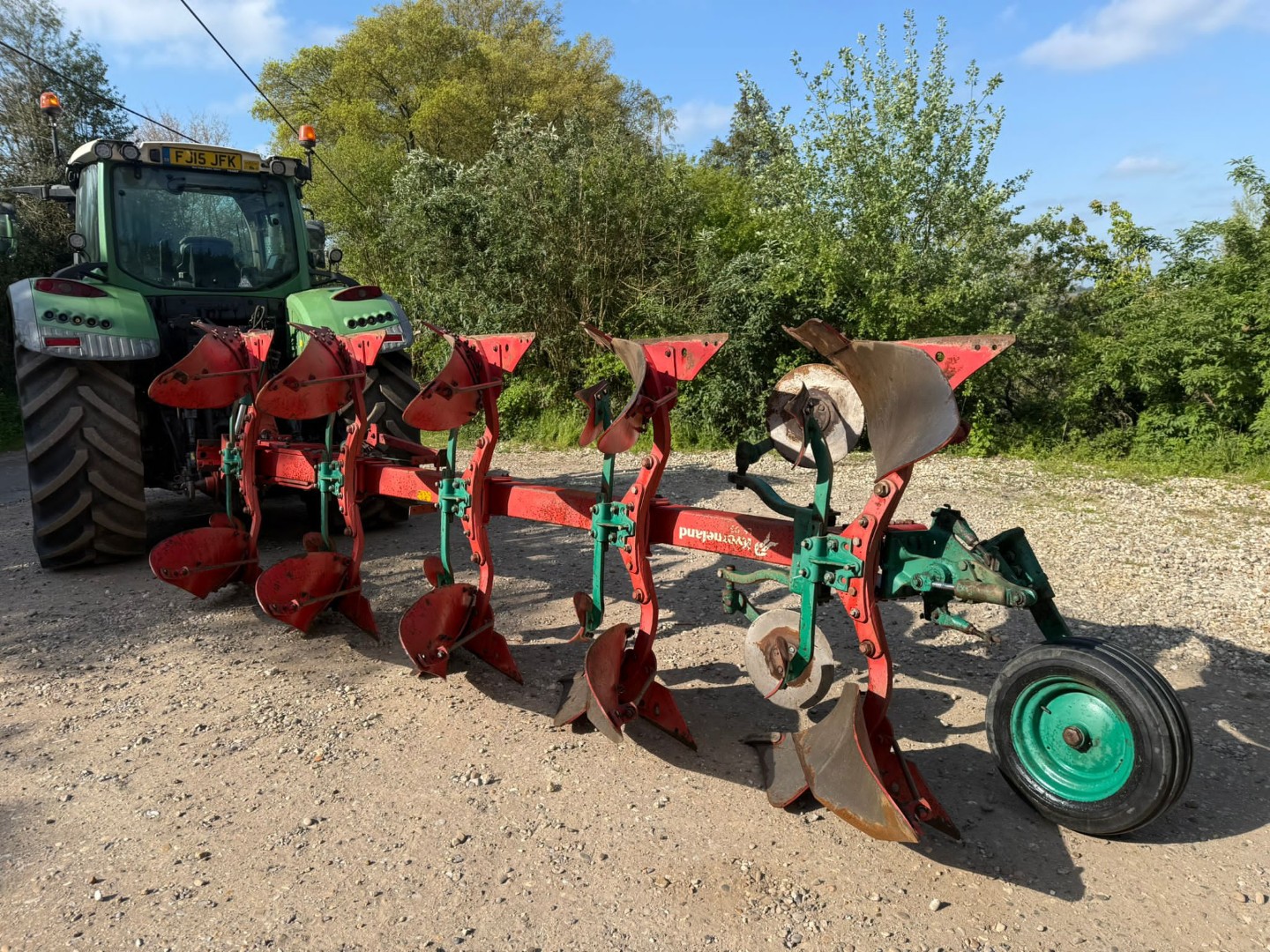 Used Kverneland LS95-200-9 Plough