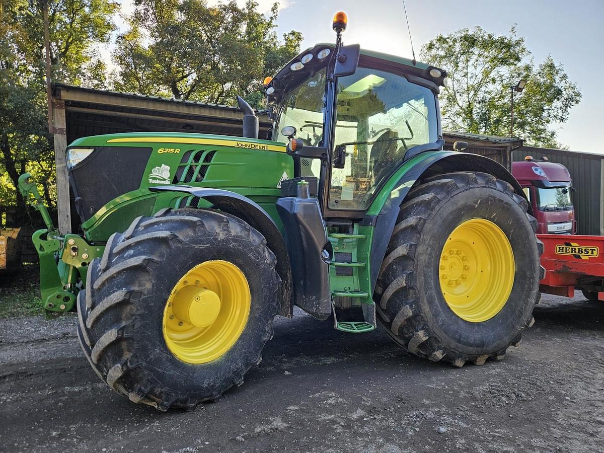 Used John Deere 6215R 4wd Tractor