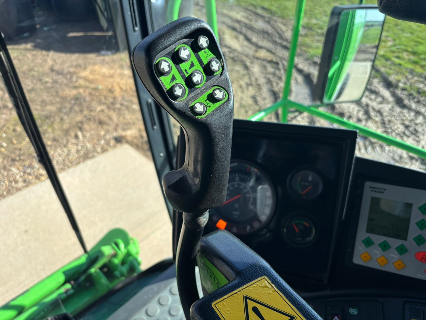 Used Deutz 5690 HTS Balance Combine Harvester