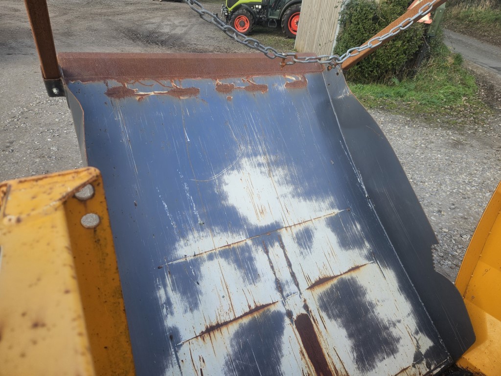 Used Lucas Raptor Telescopic Bedder