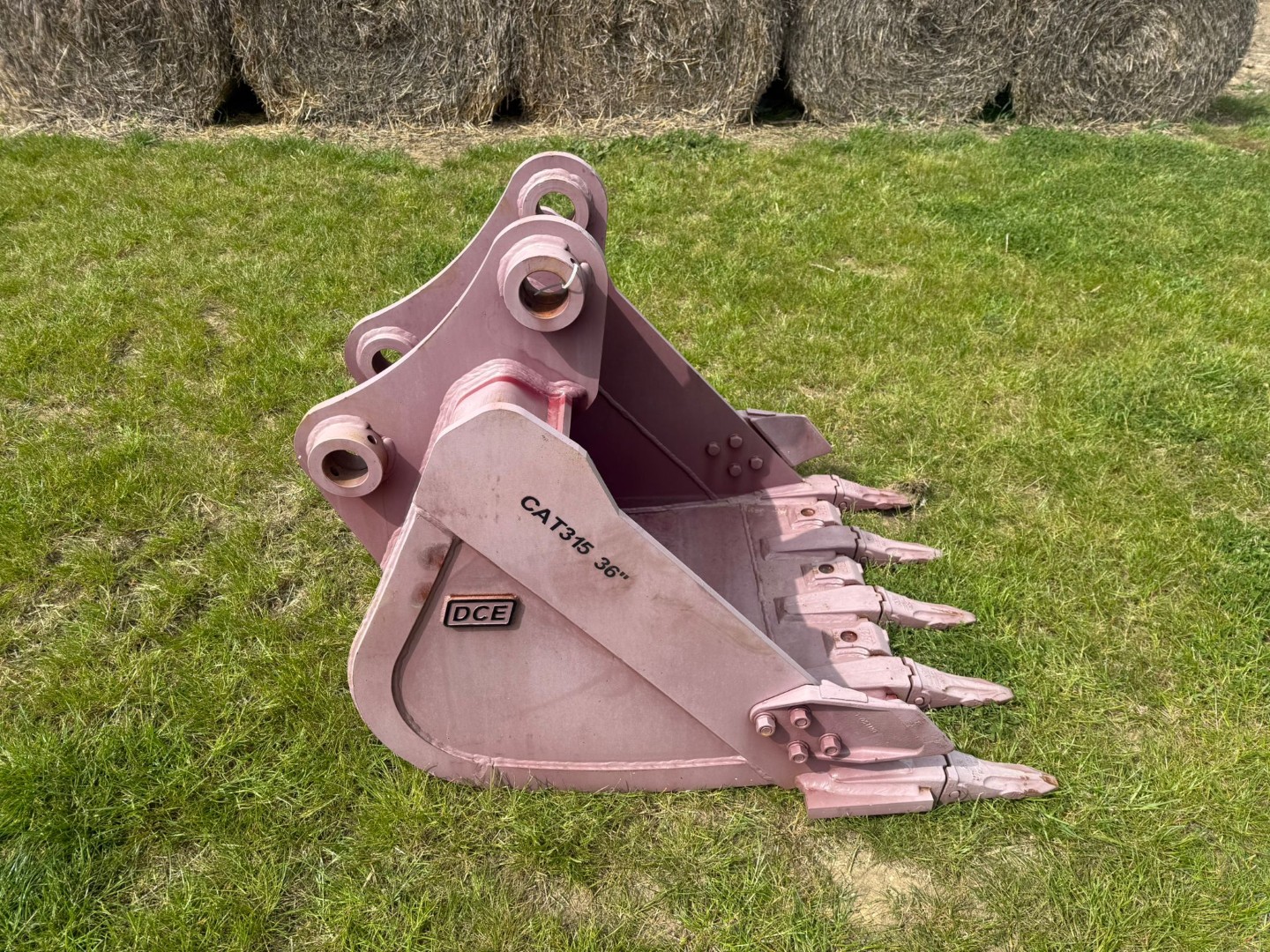 Used DCE CAT315 Excavator Bucket