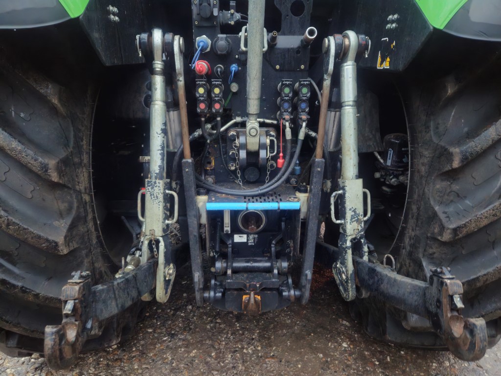 Used Deutz 7250 TTV 4wd Tractor