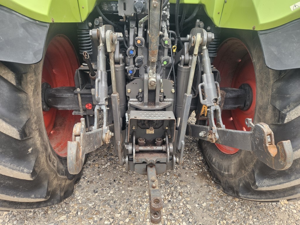 Used Claas Arion 620 4wd Tractor