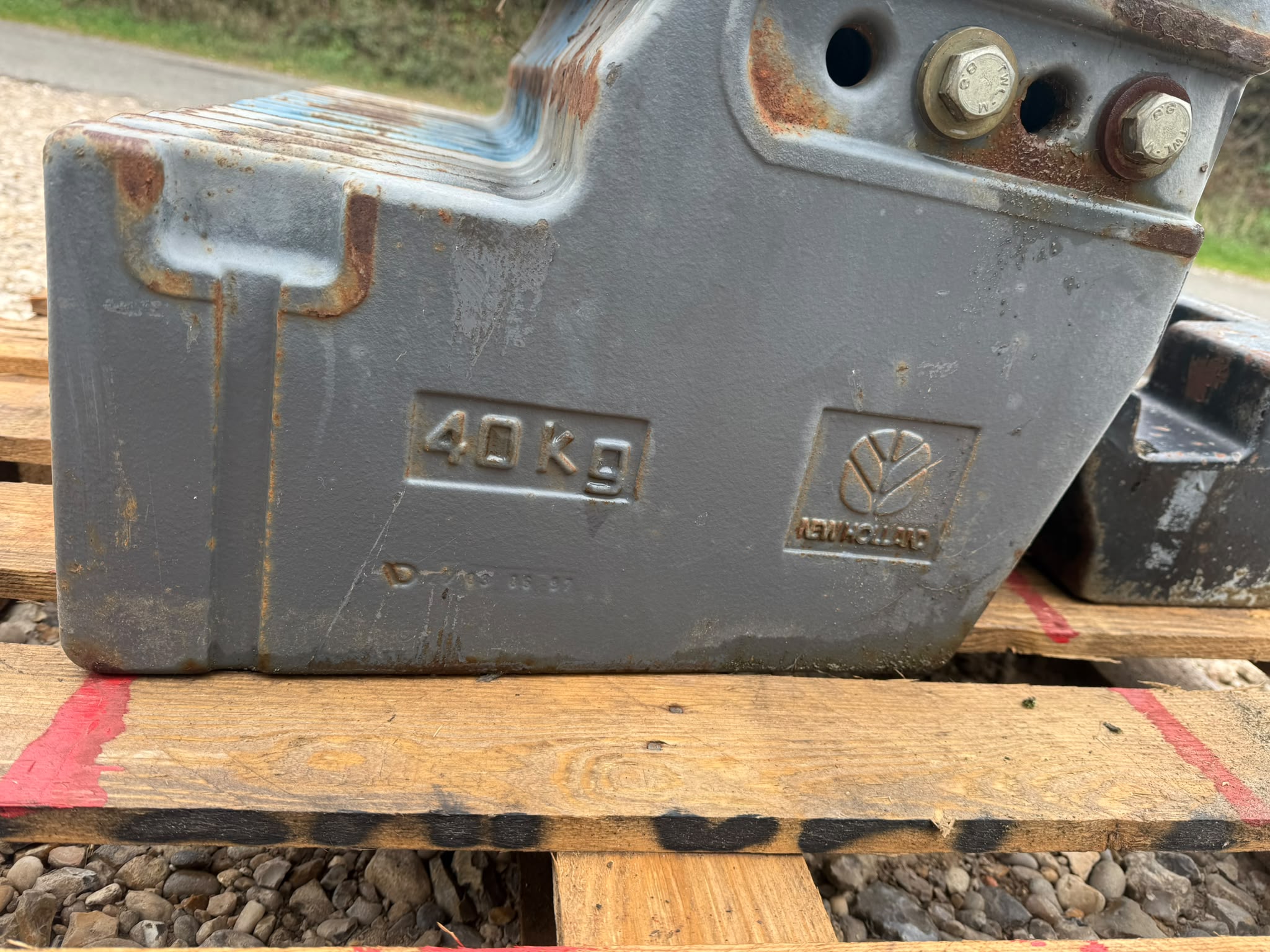 Used New Holland 40kg Front Weights