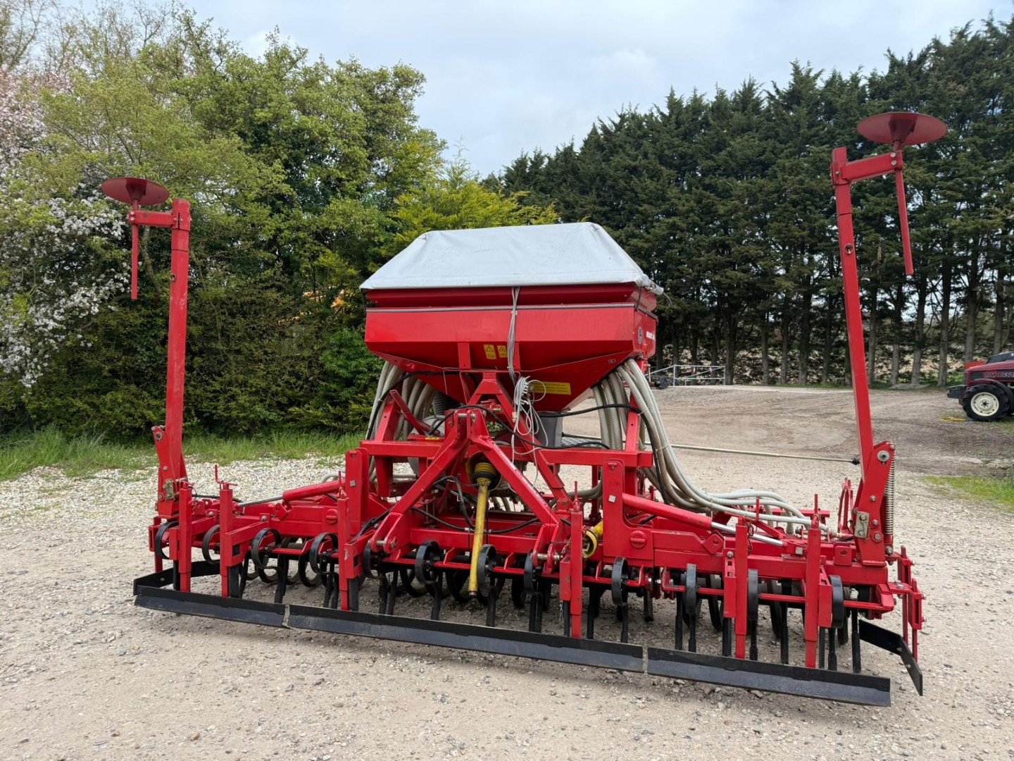 Used Kverneland Accord Pneumatic DA-S Drill Combination