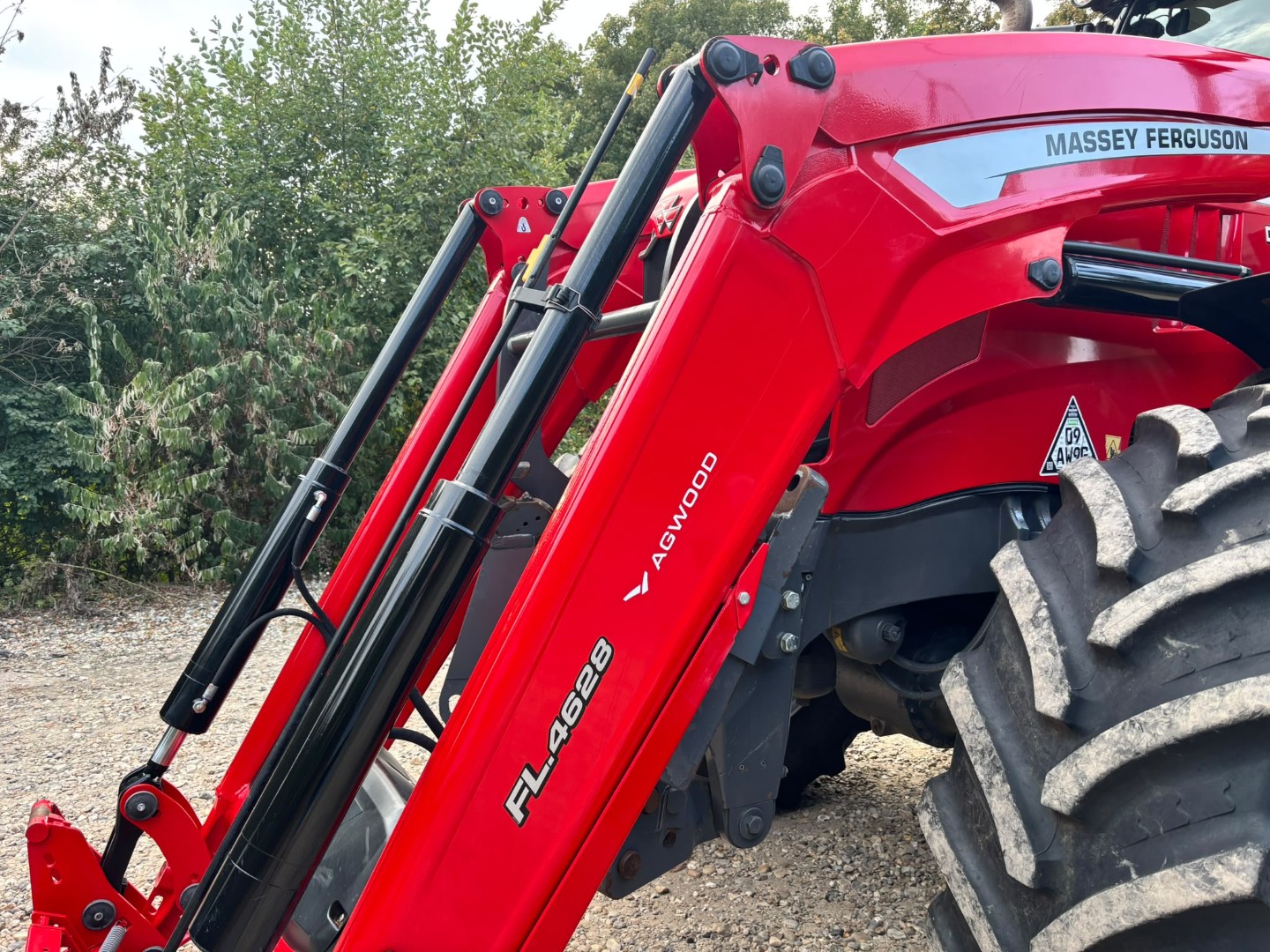 Used Massey Ferguson 7720S Tractor