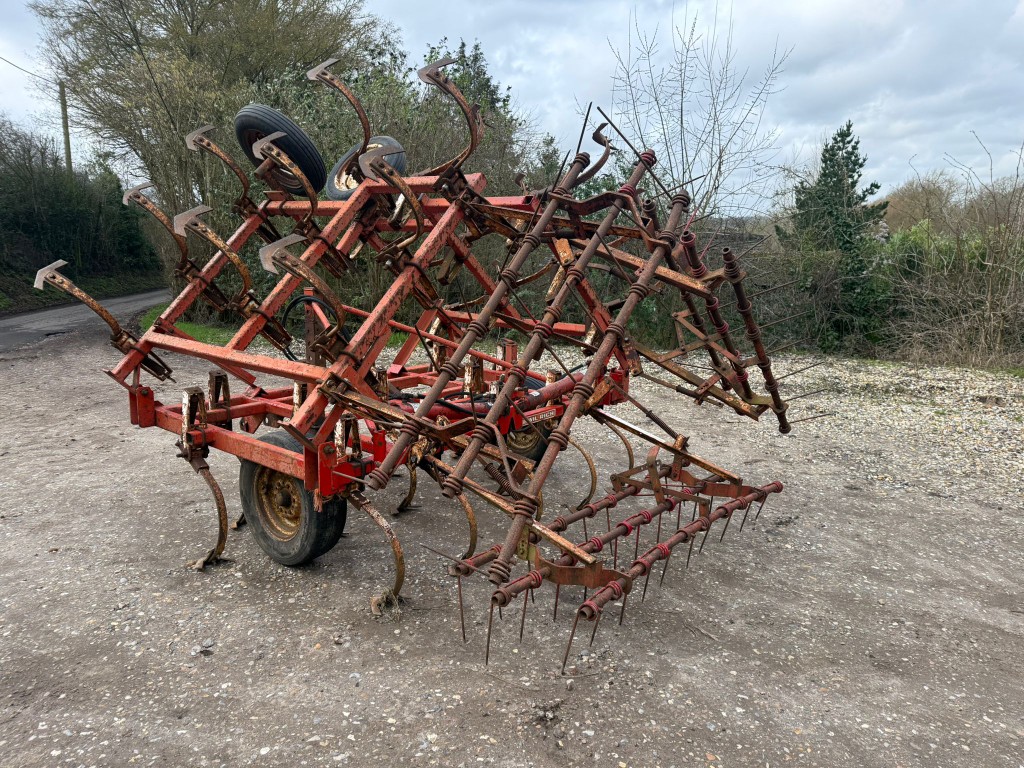 Used Wil-Rich 9FCW-3PT Springtine Cultivator