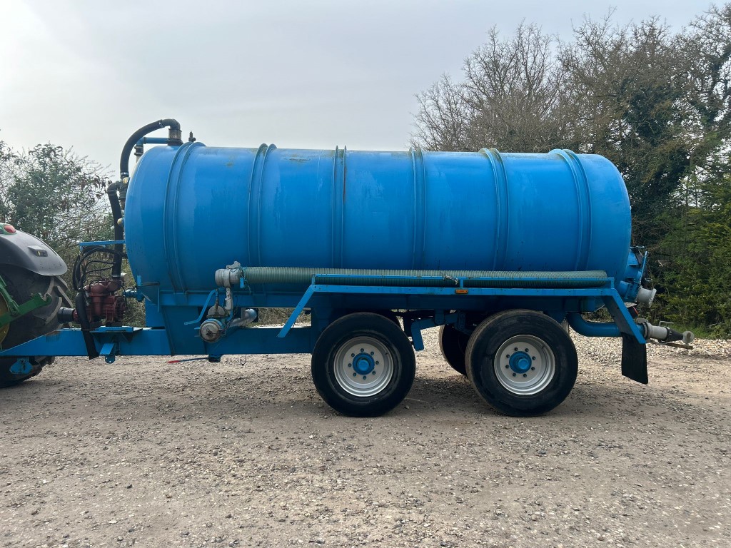 Used Star Vacuum Tanker