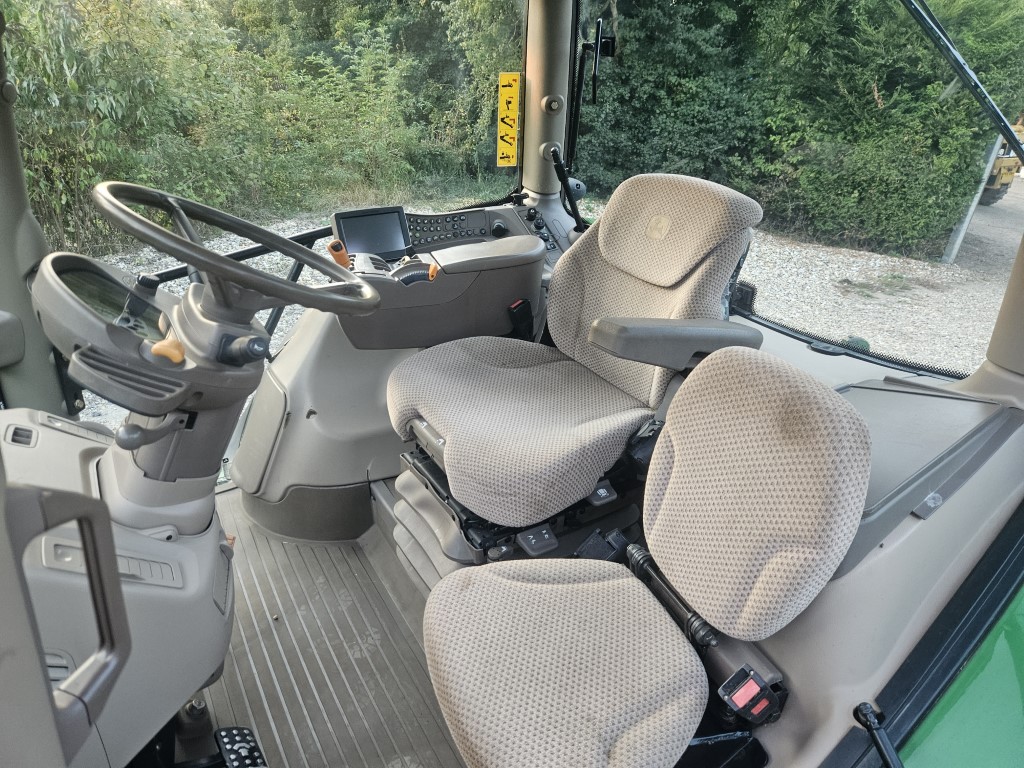 Used John Deere 6190R 4wd Tractor
