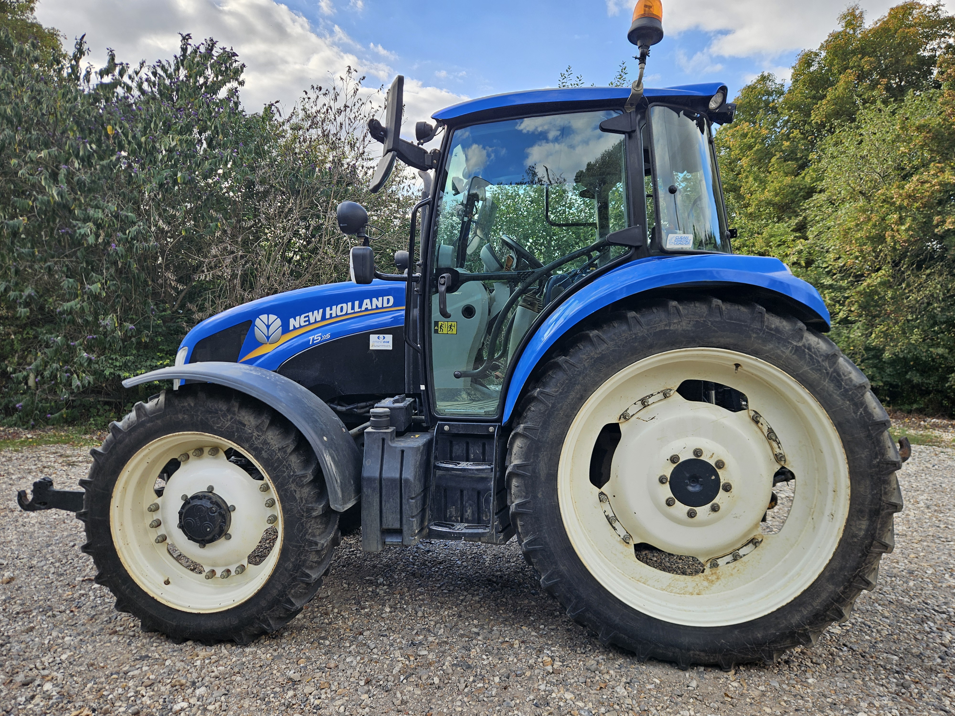 Used New Holland T5.115 4wd Tractor