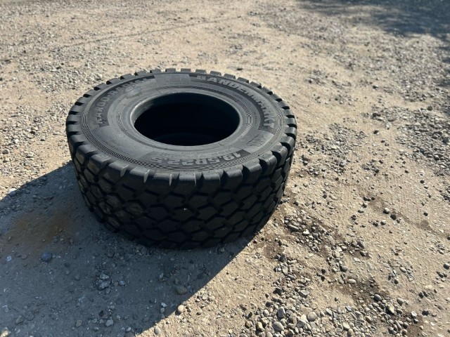 Used Bandenmarkt Tyre