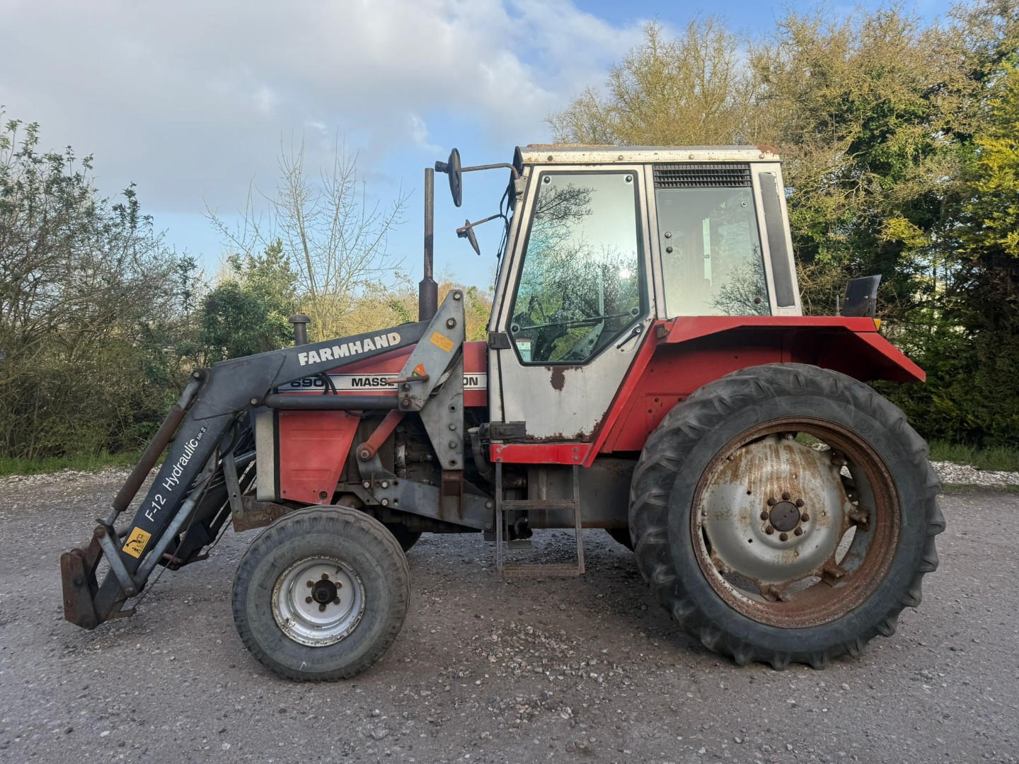 Used Massey Ferguson 690 2wd Tractor