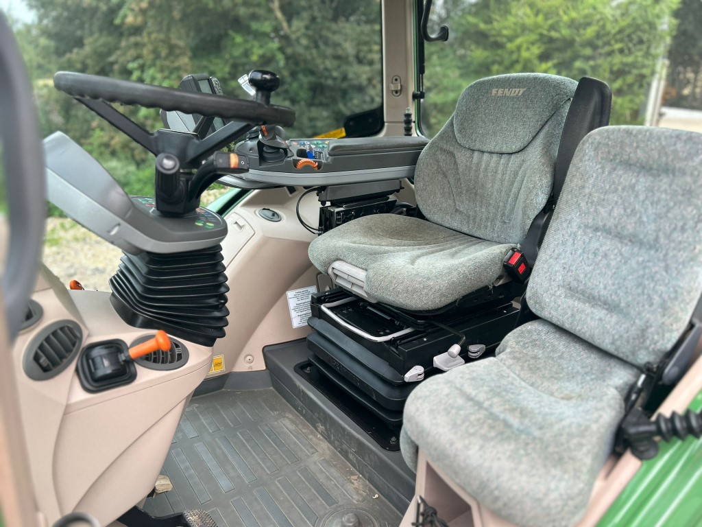 Used Fendt 716 Profi Tractor