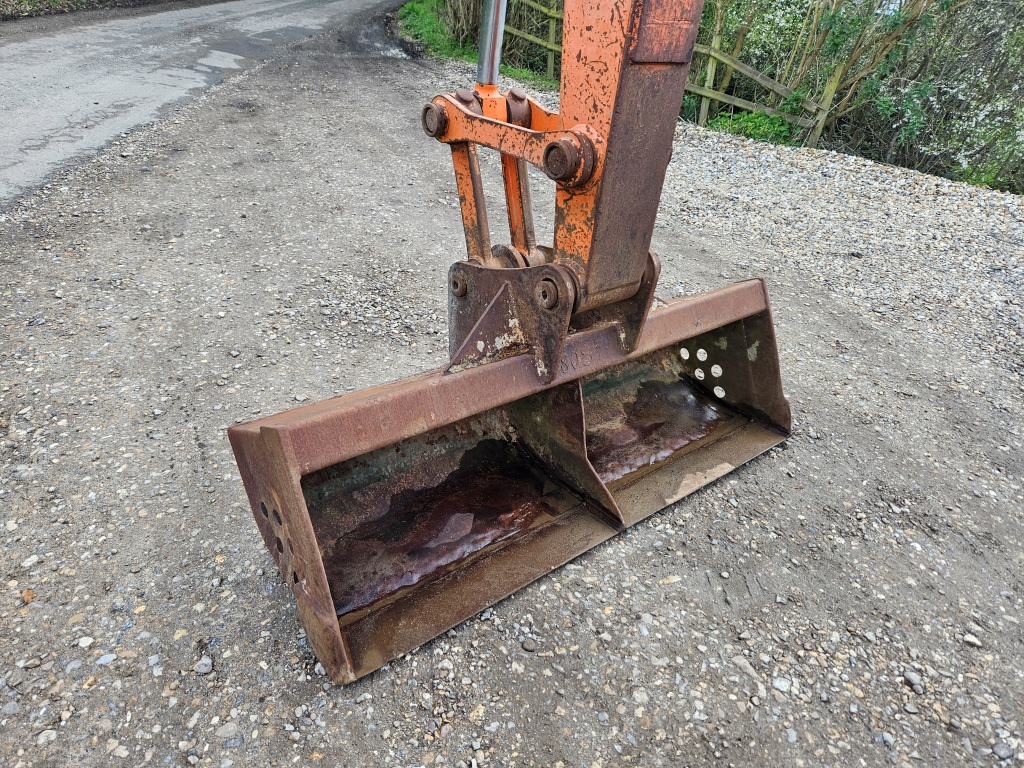 Used Hitachi FH130-3 Excavator