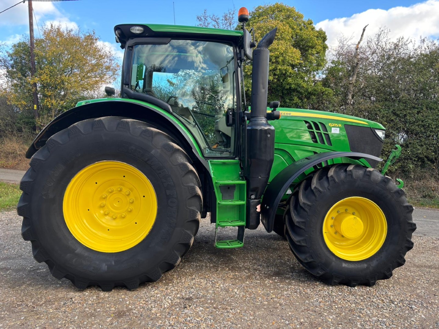 Used John Deere 6215R 4wd Tractor